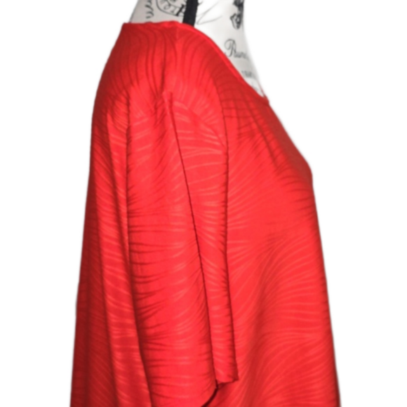 EUC WOMEN'S PECK AND PECK BLOUSE - Picture 9 of 13